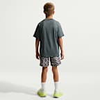 Shorts de entrenamiento Dri-FIT de tejido Woven para niño talla grande Nike Multi