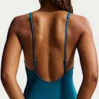 Traje de baño de una sola pieza con cuello en forma de U para mujer Nike Swim Effortless Essential