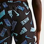 Shorts de playa o alberca con forro de ropa interior de 18 cm para niño talla grande Nike Swim Breaker