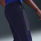 FC Barcelona Tech Men's Nike Soccer Fleece Joggers