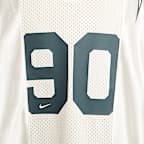 Nike Sportswear Street Women's Oversized Short-Sleeve Graphic Top