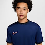 Playera de futbol de manga corta Dri-FIT para hombre Nike Academy