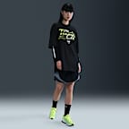 Nike Sportswear Women's Oversized Graphic T-Shirt