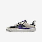 Phantom/Dark Smoke Grey/Summit White/Court Purple