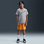 Nike Sportswear Older Kids' T-Shirt