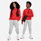 Nike Sportswear Club Fleece Older Kids' Sweatshirt