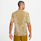 Nike Dri-FIT ADV A.P.S. Men's Engineered Short-Sleeve Fitness Top