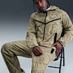 Nike Tech Men's Open-Hem Woven Pants