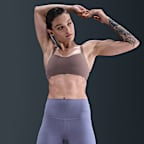 Shorts de ciclismo de tiro alto de 13 cm para mujer Nike Zenvy