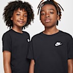 Nike Sportswear Older Kids' T-Shirt