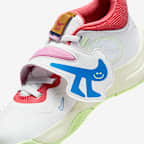 Nike Team Hustle D 11 Younger Kids' Shoes