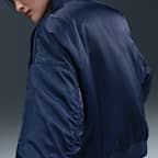 Chamarra bomber Therma-FIT reversible para mujer Nike Sportswear