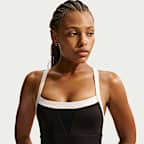 Traje de baño de una pieza con espalda en V para mujer Nike Swim