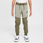 Medium Olive/Light Army/Black/Black