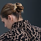 Chamarra de tejido Woven estampada para mujer Nike Sportswear