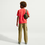 Playera para niños talla grande Nike Sportswear