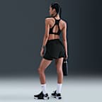 Nike ユニバーサ ウィメンズ ミディアムサポート パッディド スポーツブラ