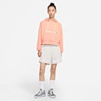 Nike Dri-FIT Swoosh Fly Standard Issue Women's Pullover Basketball Hoodie