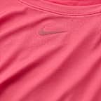 เสื้อแขนสั้นผู้หญิง Dri-FIT Nike One Classic