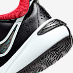 Nike Team Hustle D 11 SE Older Kids' Basketball Shoes