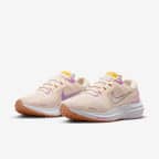 Nike Vomero 16 Women's Road Running Shoes