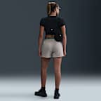 Nike Sportswear Chill Terry középmagas szabású, 10 cm-es női rövidnadrág