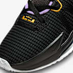 LeBron Witness 7 EP Basketball Shoes