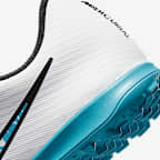 Nike Jr. Mercurial Vapor 15 Club Younger Kids' Turf Low-Top Football Shoes