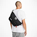 LeBron Hip Pack (10L)