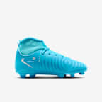 Nike Jr. Phantom Luna 2 Club Younger/Older Kids' Multi-Ground High-Top Football Boot