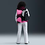 Nike Sportswear Swoosh Therma-FIT ruimvallend bodywarmer voor kids (meisjes)