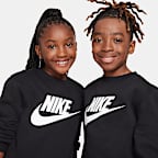 Nike Sportswear Club Fleece Older Kids' Sweatshirt