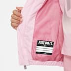 Doudoune à capuche et chevrons Nike pour Jeune enfant