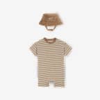 ペールアイボリー