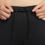 나이키 유니버사 여성 드라이 핏 미드라이즈 루즈 7/8 팬츠