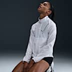 Chamarra de correr Dri-FIT para mujer Nike Swoosh