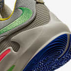 Freak 3 Basketball Shoes