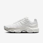 Scarpa Nike Air Max Plus - Donna - Platinum Tint/Dark Smoke Grey/Argento metallizzato/Platinum Tint