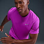 Nike Miler Dri-FIT UV Kısa Kollu Erkek Koşu Üstü