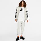 Nike Sportswear Men's Long-Sleeve T-Shirt