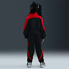 Conjunto de 2 piezas Propus en colores contrastantes para niños talla pequeña Nike