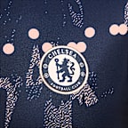 Playera de fútbol de manga corta Nike Dri-FIT para antes del partido para hombre Chelsea FC Academy Pro SE