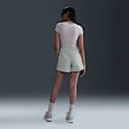 Nike Sportswear Everything Wovens Damenshorts mit mittelhohem Bund (ca. 12,5 cm)