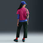 Nike Sportswear Essential Older Kids' (Girls') T-Shirt