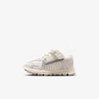 Sail/Vast Grey/College Grey/Metallic Silver