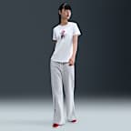 ナイキ スポーツウェア ウィメンズ Tシャツ