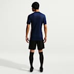 Nike Academy Men's Dri-FIT Short-Sleeve Football Top
