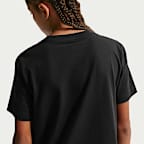 Playera para niños talla grande Nike Sportswear