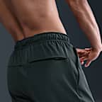 Pants versátiles Dri-FIT de pierna entallada para hombre Nike Unlimited