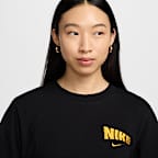 Nike Sportswear 女款寬鬆短袖 T 恤